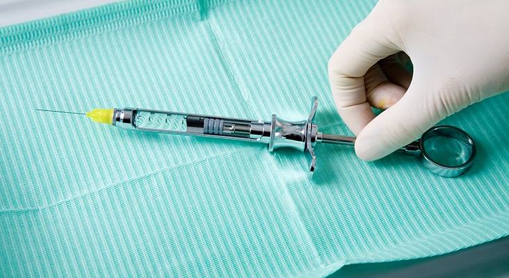 Anesthetic syringe