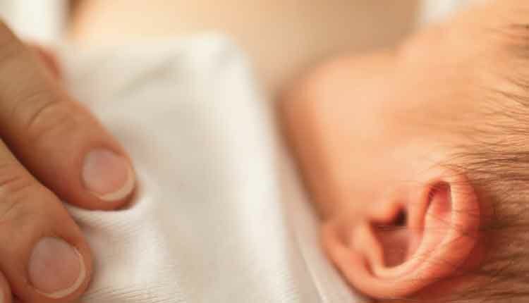 breastfeeding infant
