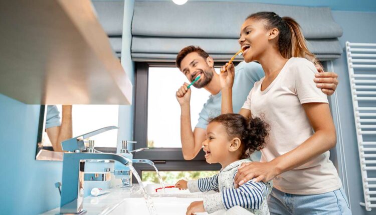 family-brushing-teeth